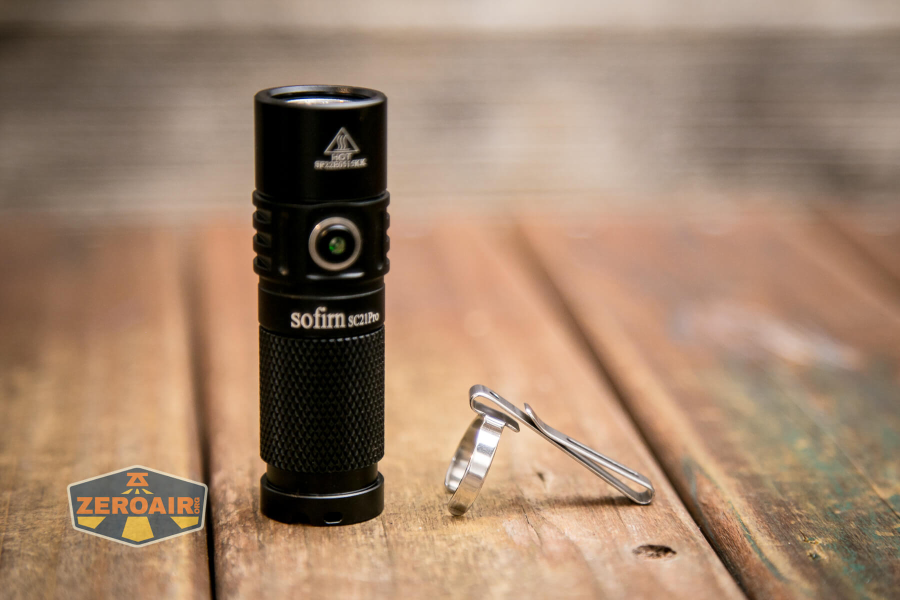 Sofirn SC21 Pro Flashlight with pocket clip off