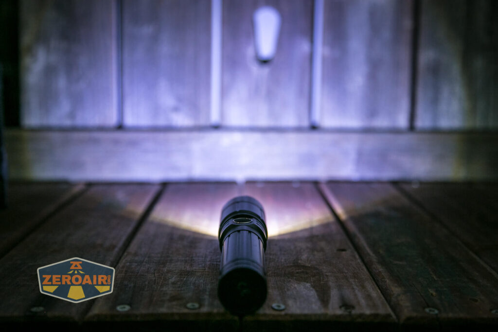 Klarus A2 Pro Zoomable flashlight flood output