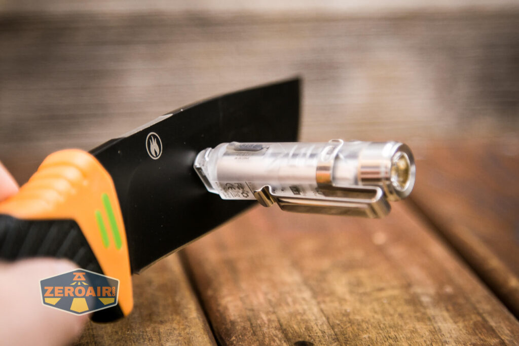 RovyVon Aurora A8 Keychain Flashlight tailcap magnet