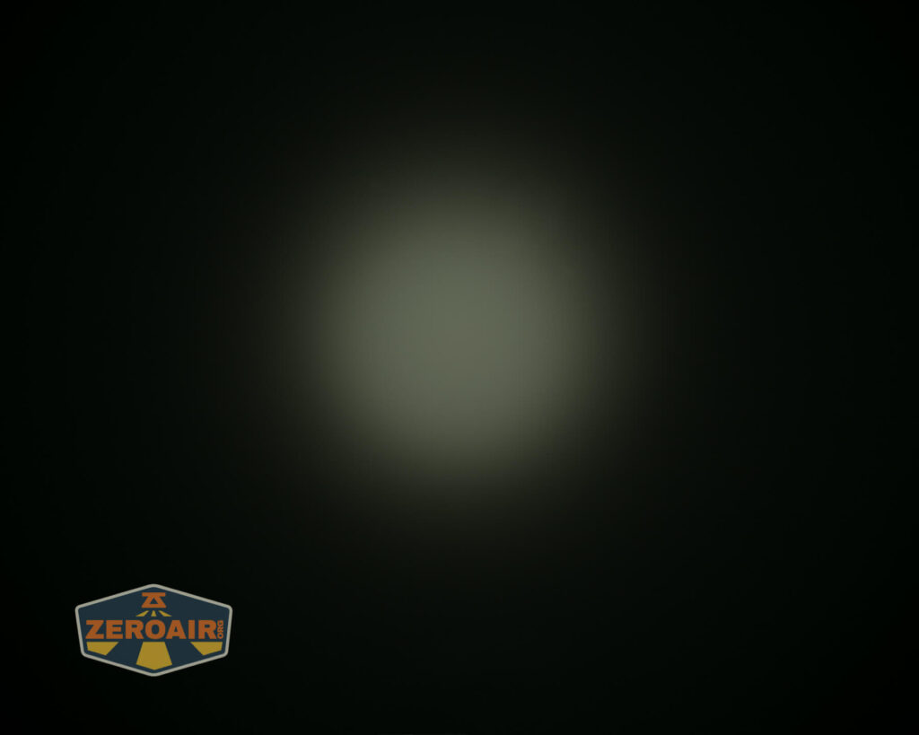 Sofirn SC21 Pro flashlight beamshots on ceiling