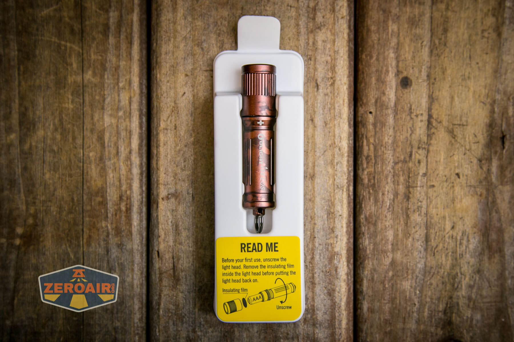 Olight i3E EOS flashlight package