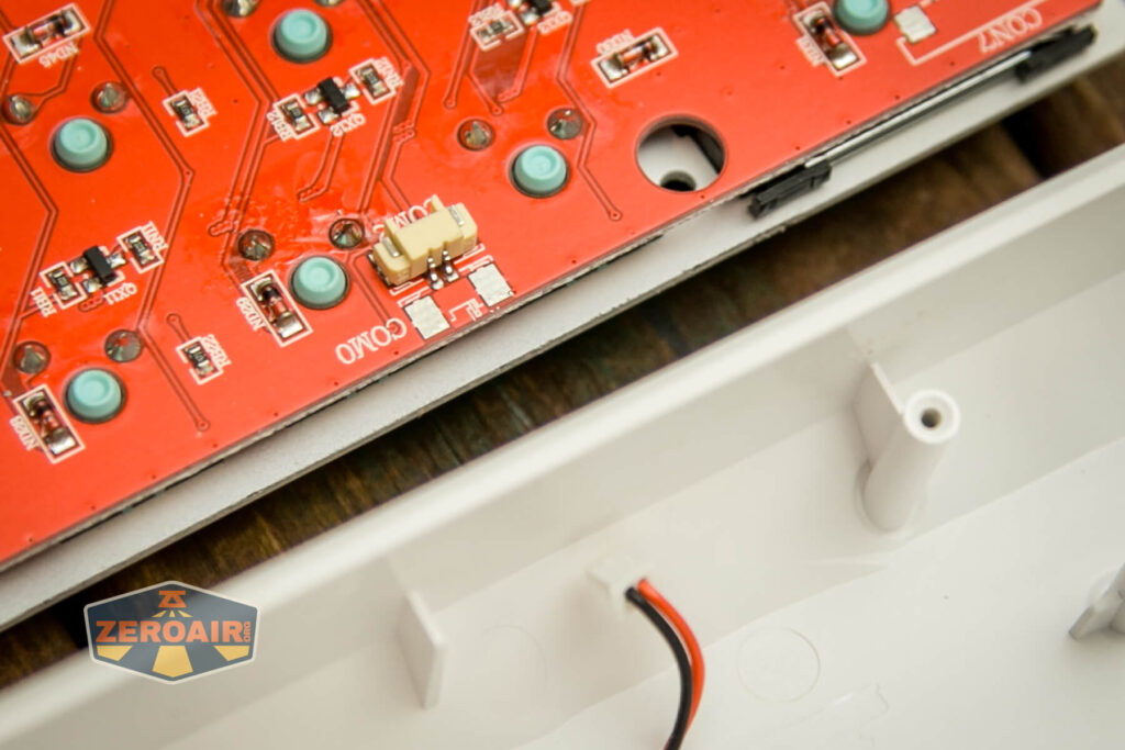 Flashquark Horizon Z mechanical keyboard battery connector