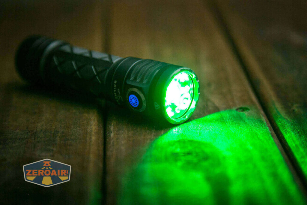 Skilhunt EC300 flashlight emitters on