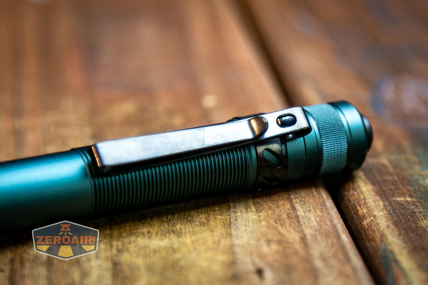 Acebeam Pokelit 2AA flashlight pocket clip