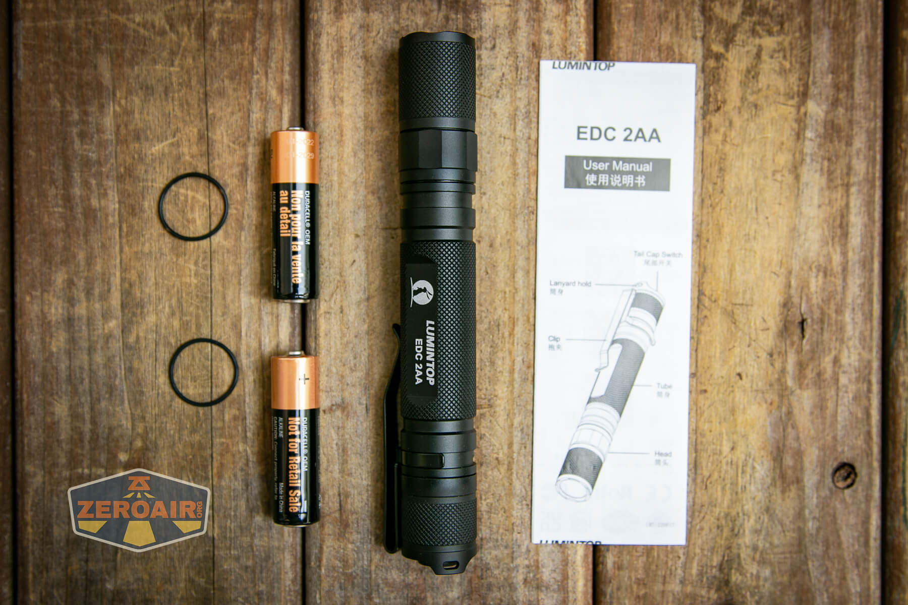 Lumintop EDC 2AA flashlight what's included