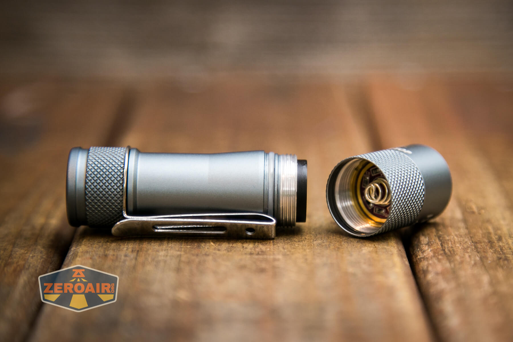Lumintop FW1AA flashlight head off