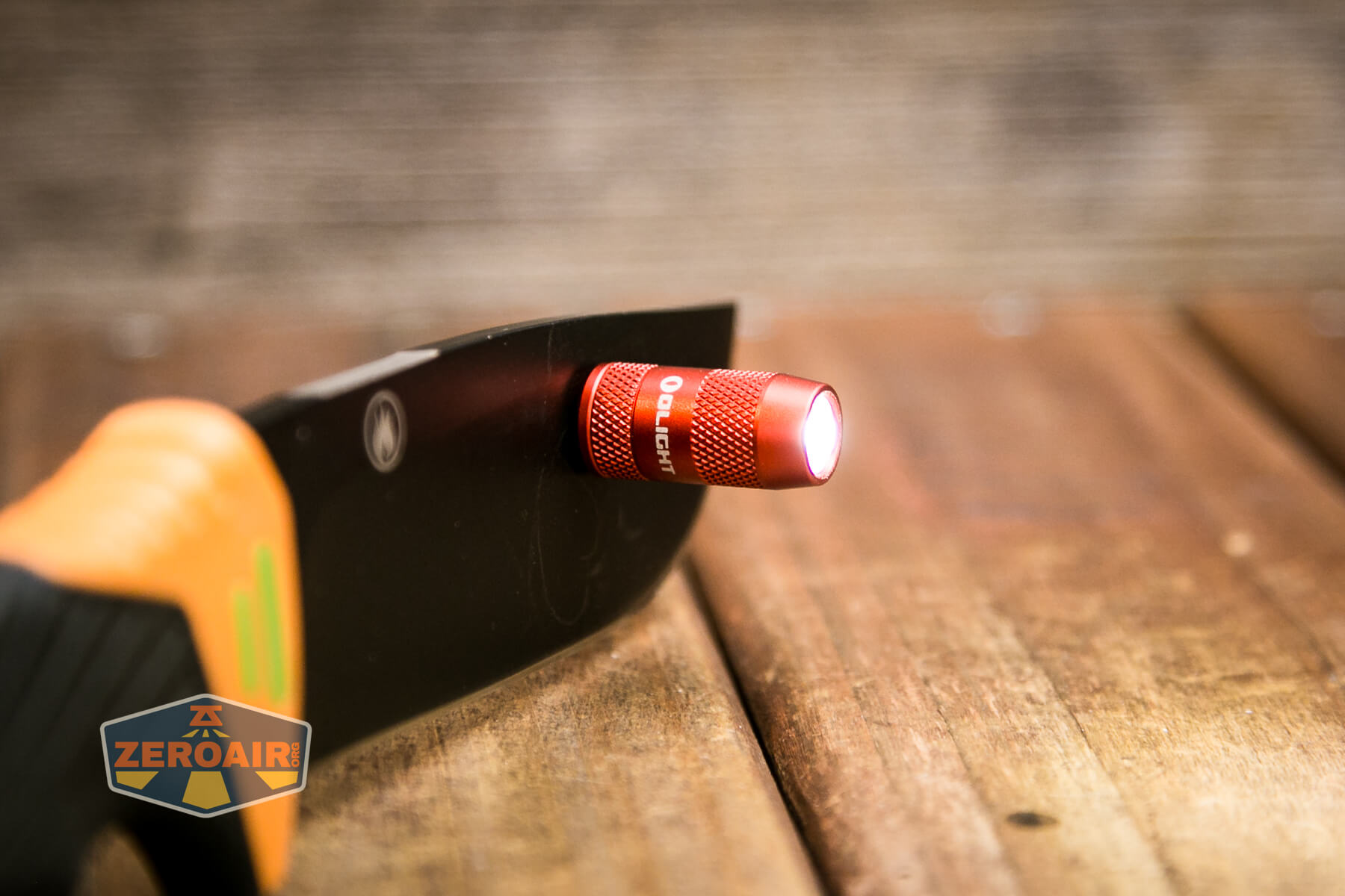 Olight iMini Keychain Flashlight magnet