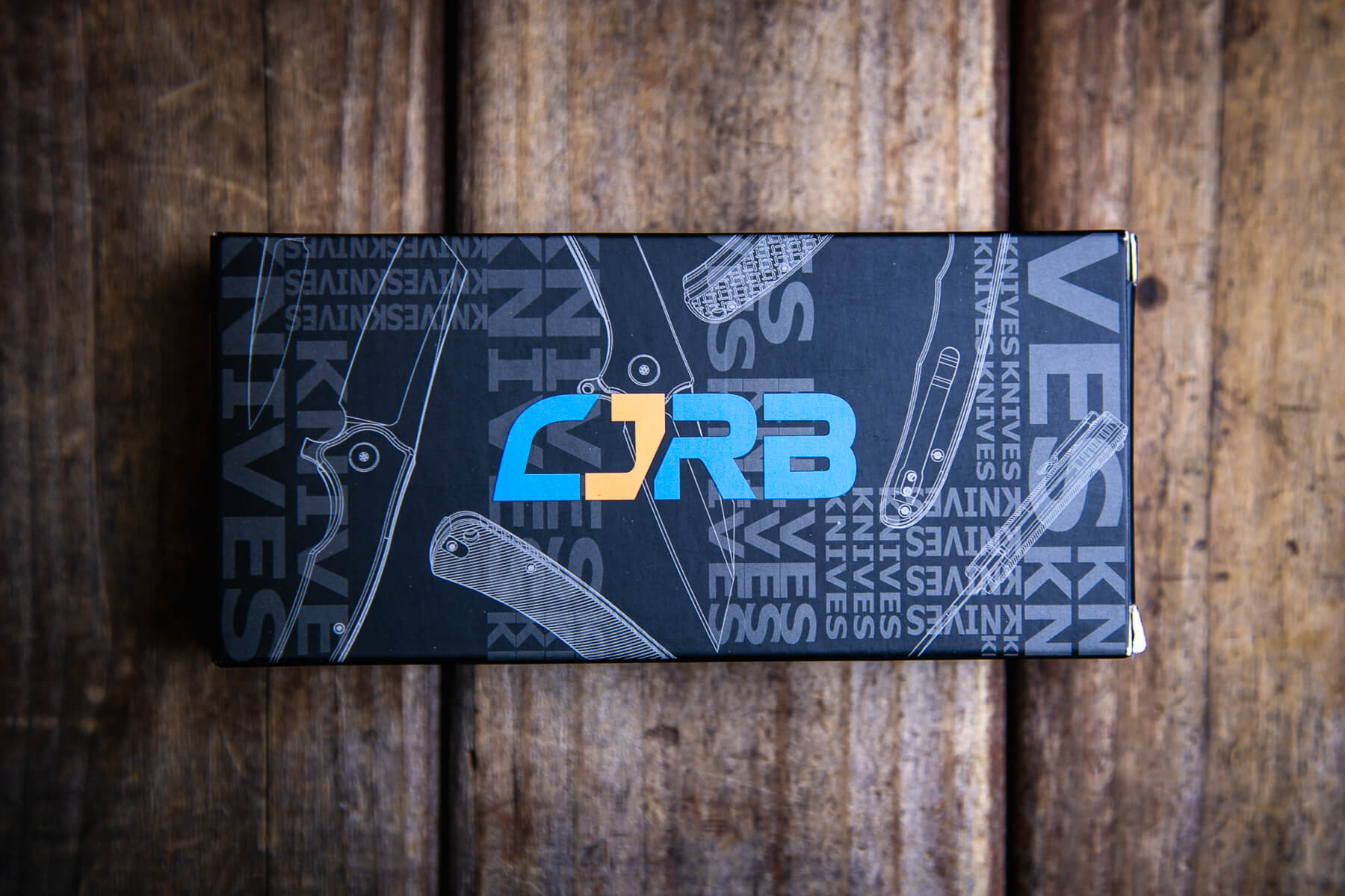 CJRB Caldera G10 knife box