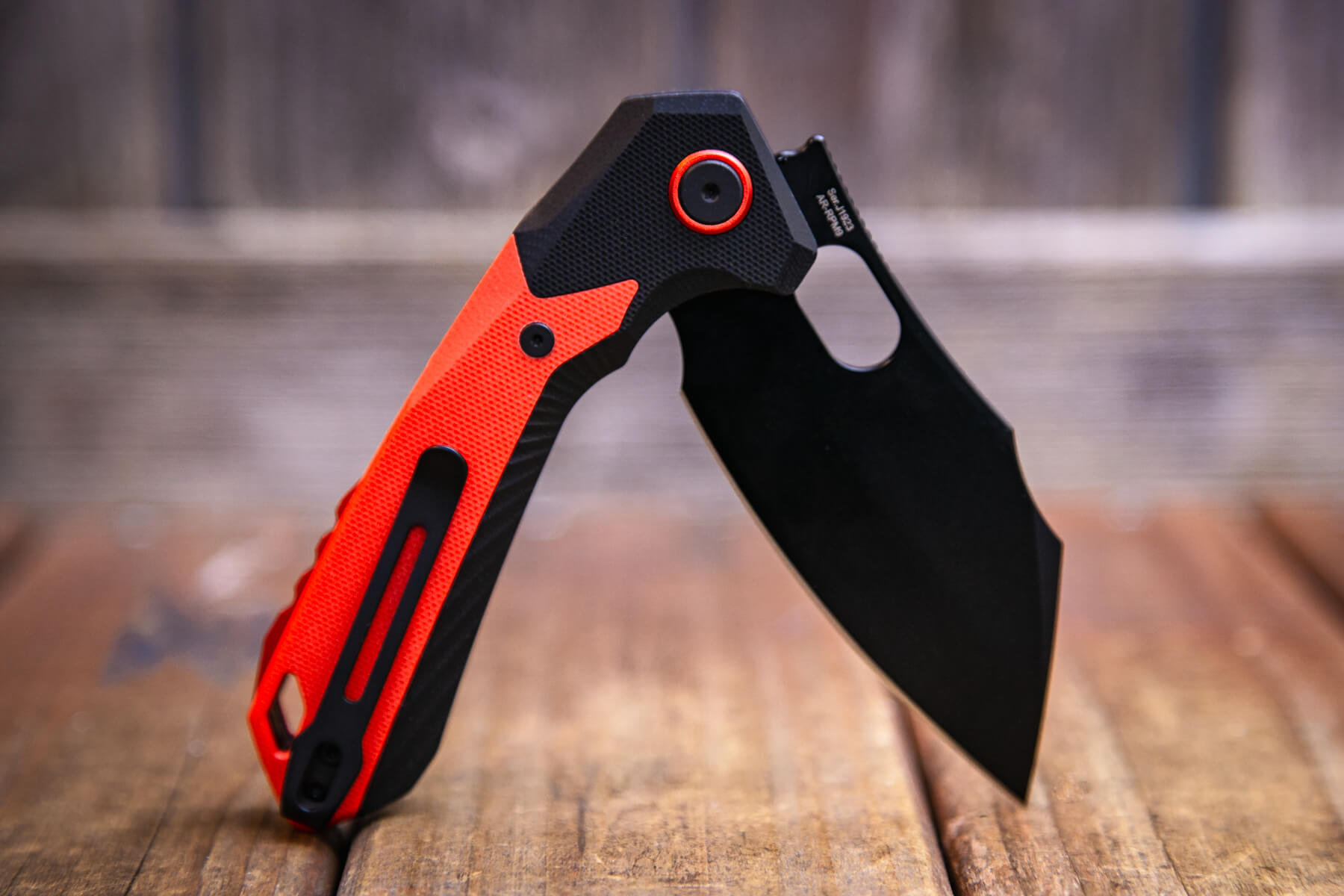 CJRB Caldera G10 knife beefy blade label