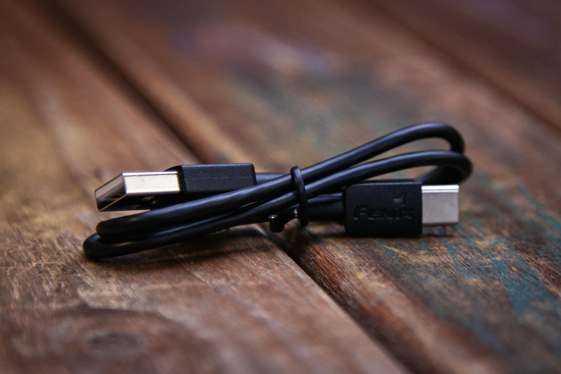 Fenix PD36R Pro rechargeable flashlight charging cable