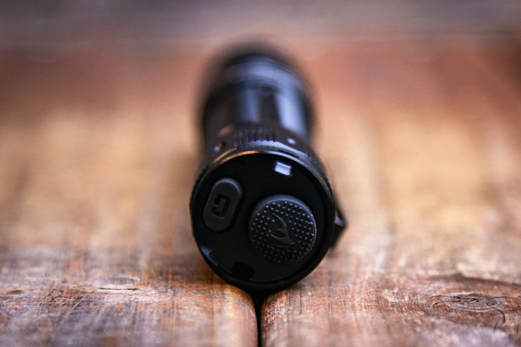 Fenix PD36R Pro rechargeable flashlight tail switches