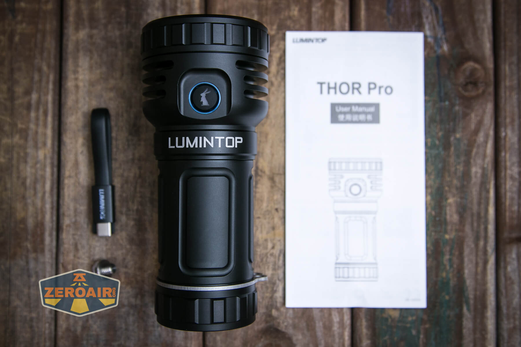 Lumintop Thor Pro LEP and LED flashlight what's included