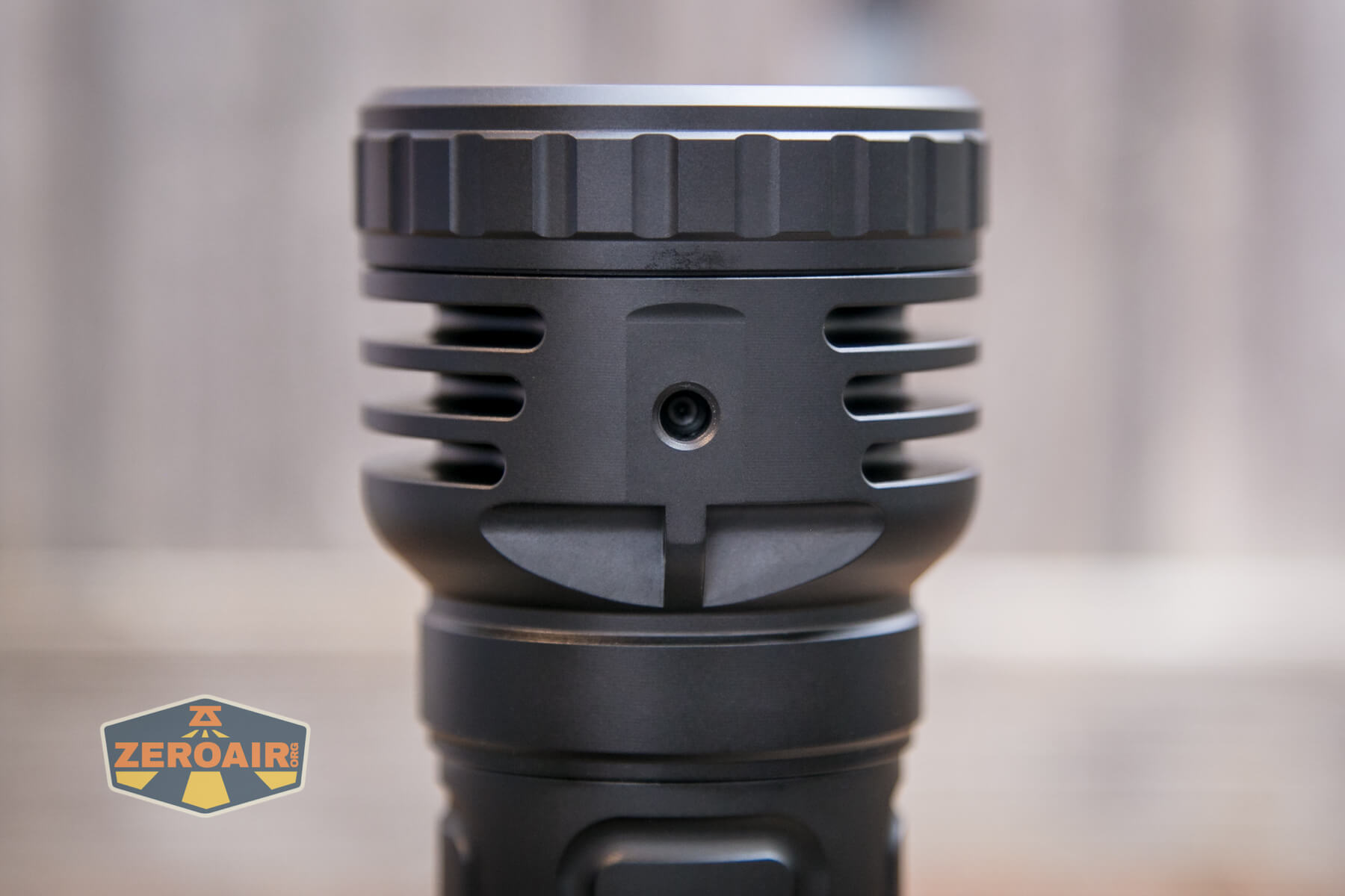 Lumintop Thor Pro LEP and LED flashlight tripod connector