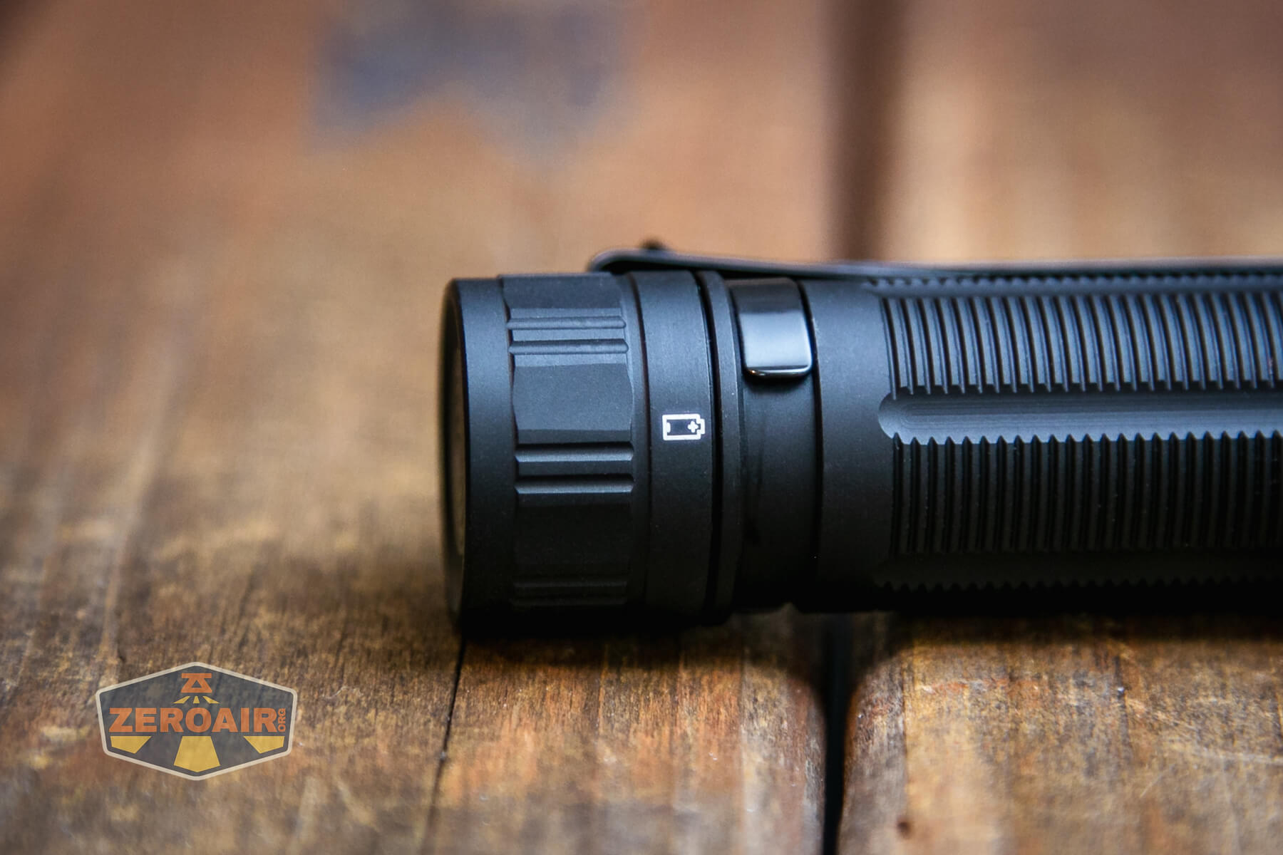 Sofirn SC32 Mini Tactical flashlight battery logo