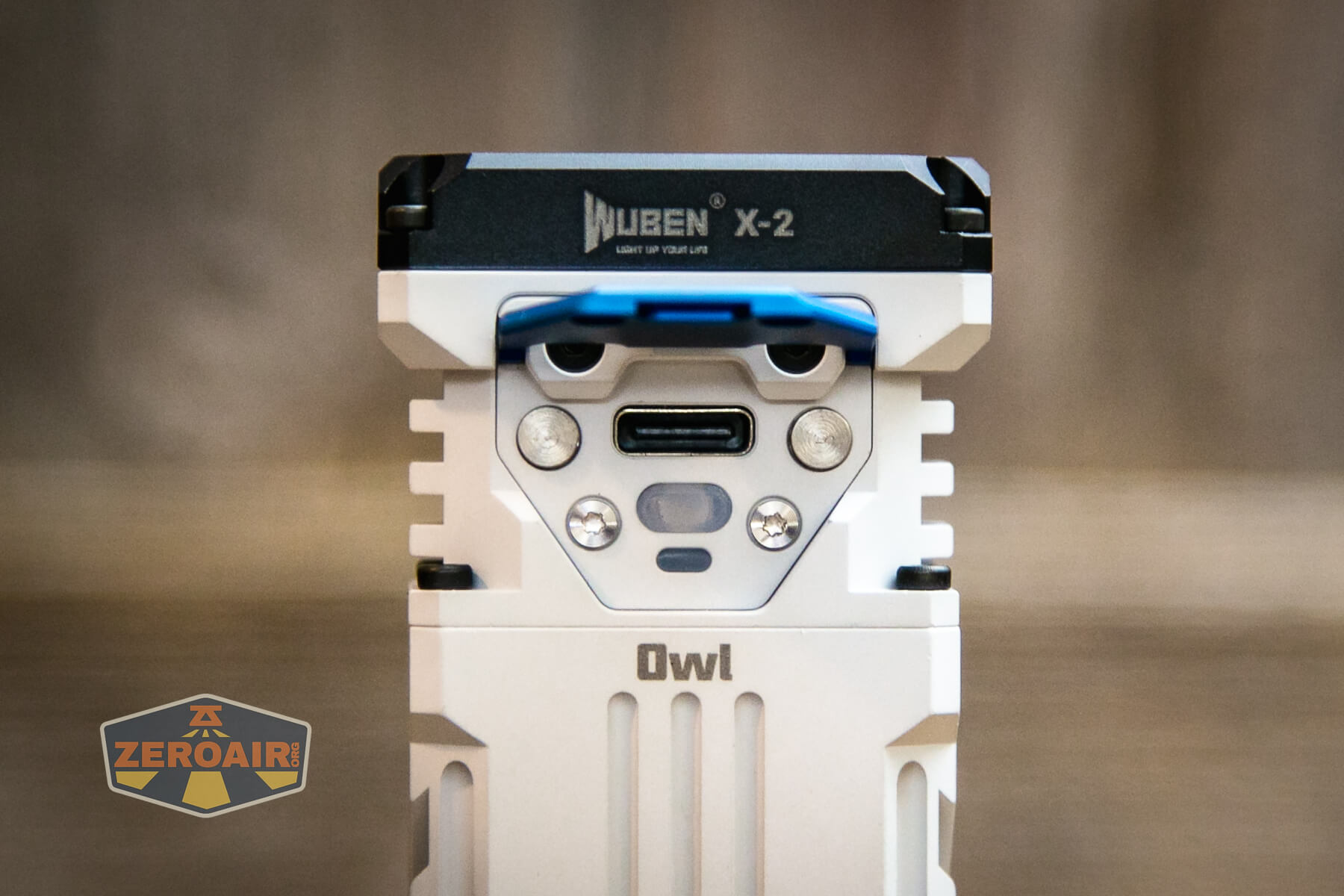 Wuben X-2 Owl flashlight charging port