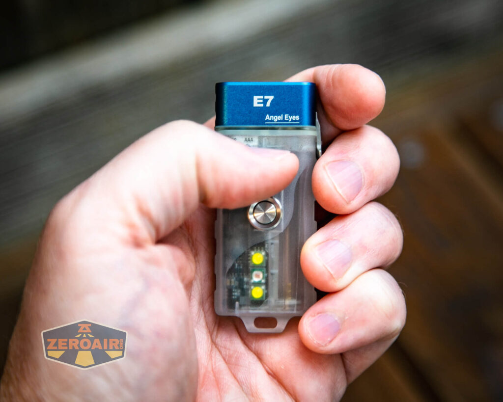 RovyVon Angel Eyes E7 flashlight in hand
