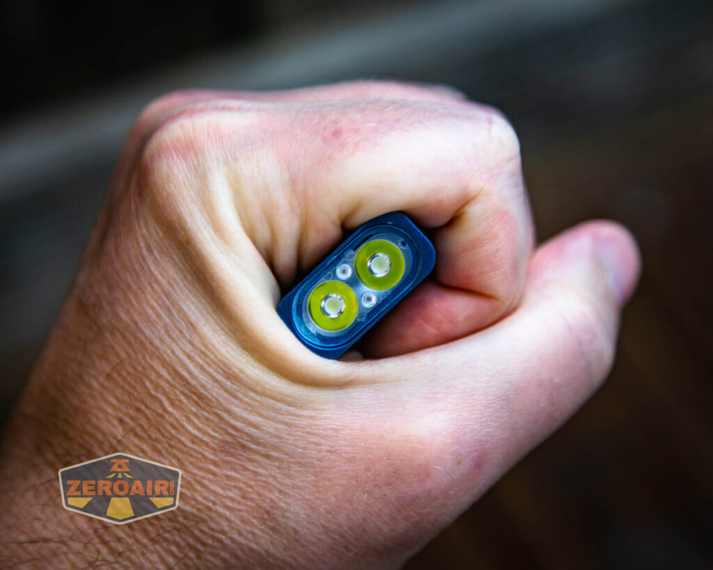 RovyVon Angel Eyes E7 flashlight in hand