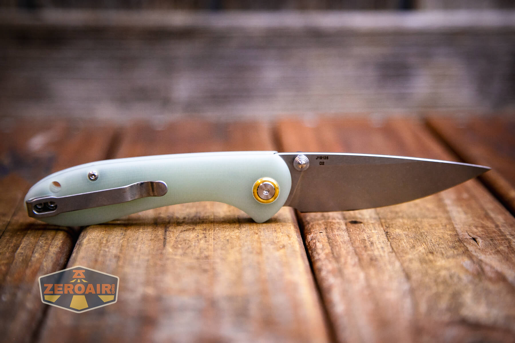 CJRB Feldspar small knife opened, clip side