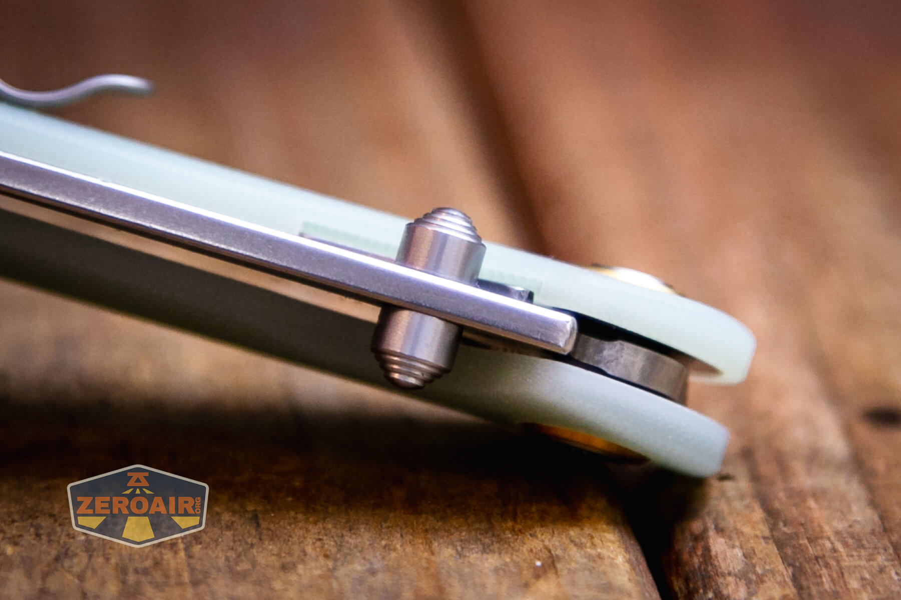CJRB Feldspar small knife dual thumbstuds