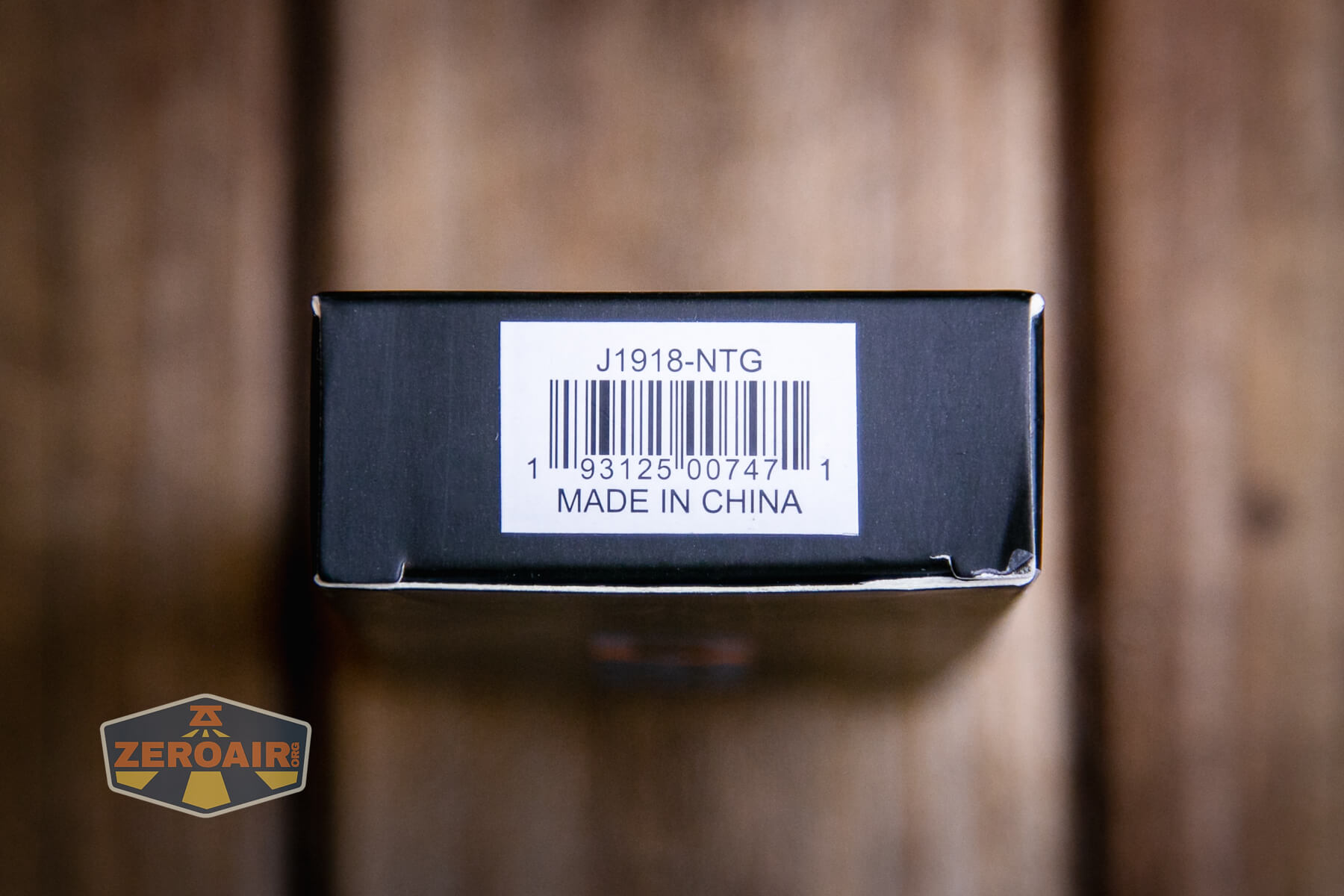 CJRB Maileah J1918 knife box