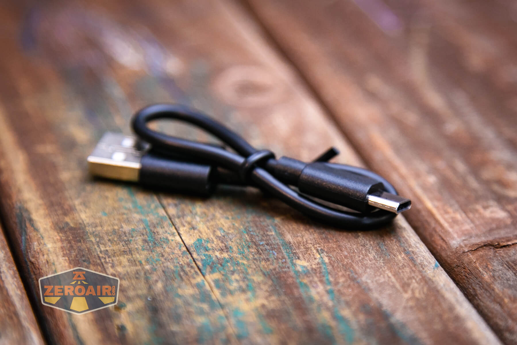 Nextorch iStar headlamp charging cable