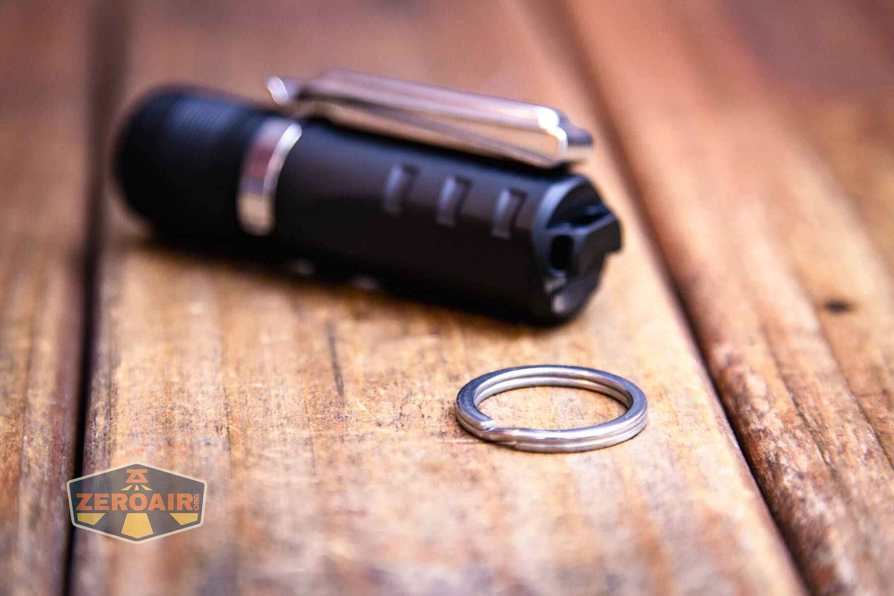 RovyVon Aurora A23 Gen 2 flashlight split ring