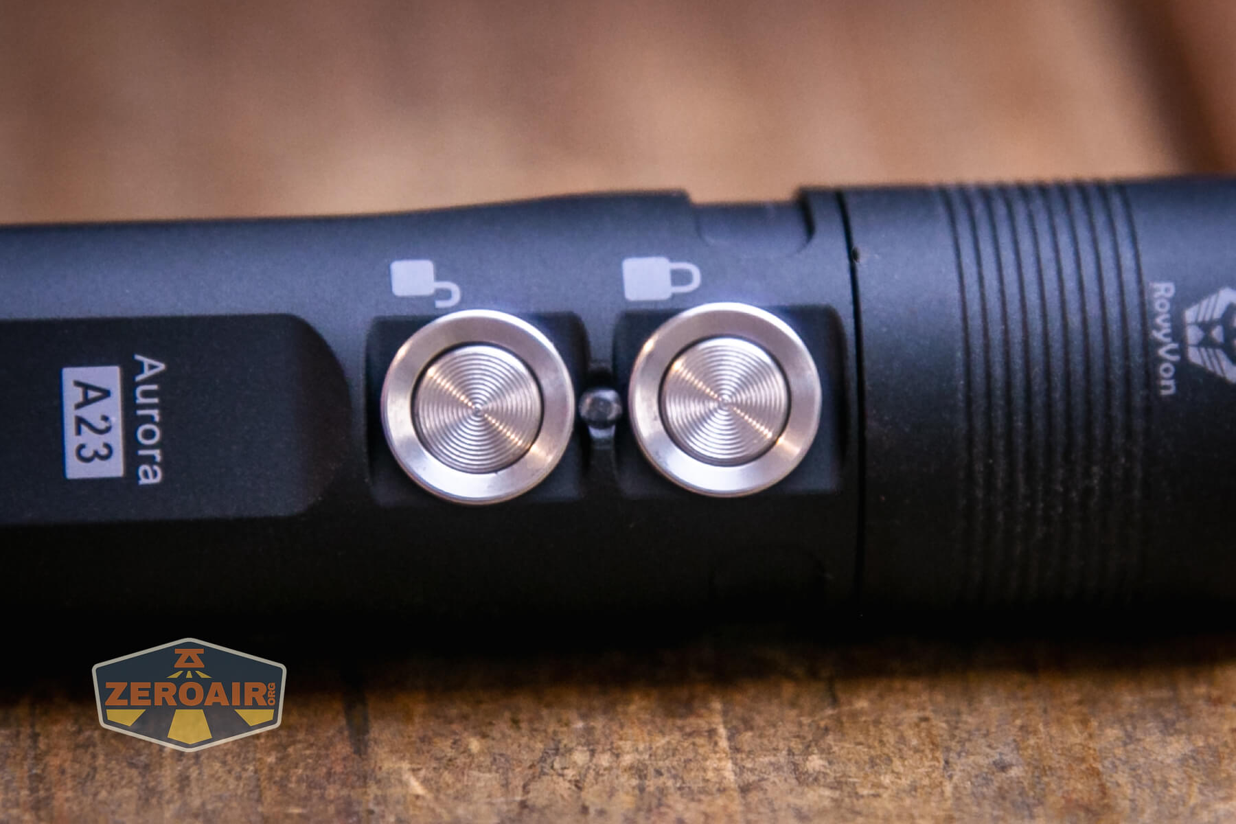 RovyVon Aurora A23 Gen 2 flashlight charging indicator