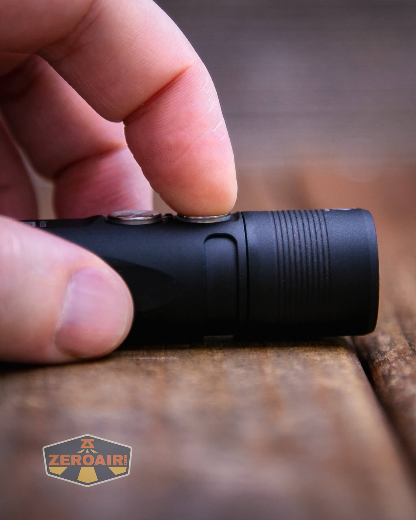 RovyVon Aurora A23 Gen 2 flashlight dual e-switches actuation