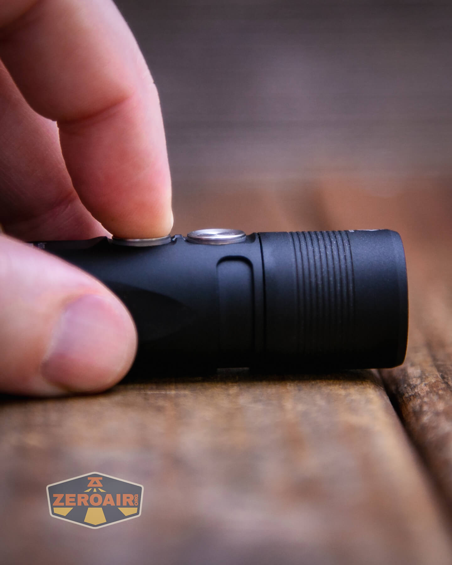 RovyVon Aurora A23 Gen 2 flashlight dual e-switches actuation
