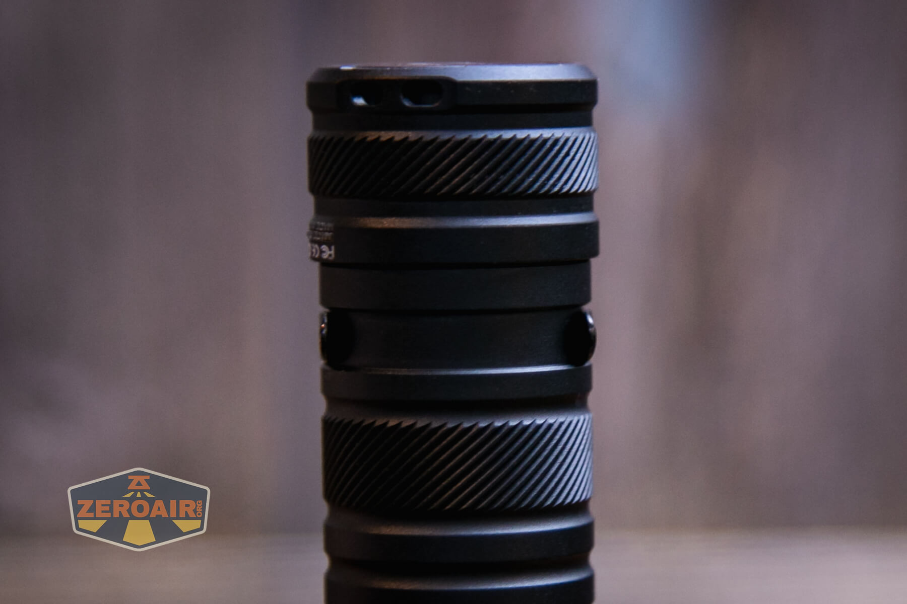 RovyVon Search S23 flashlight pocket clip hug