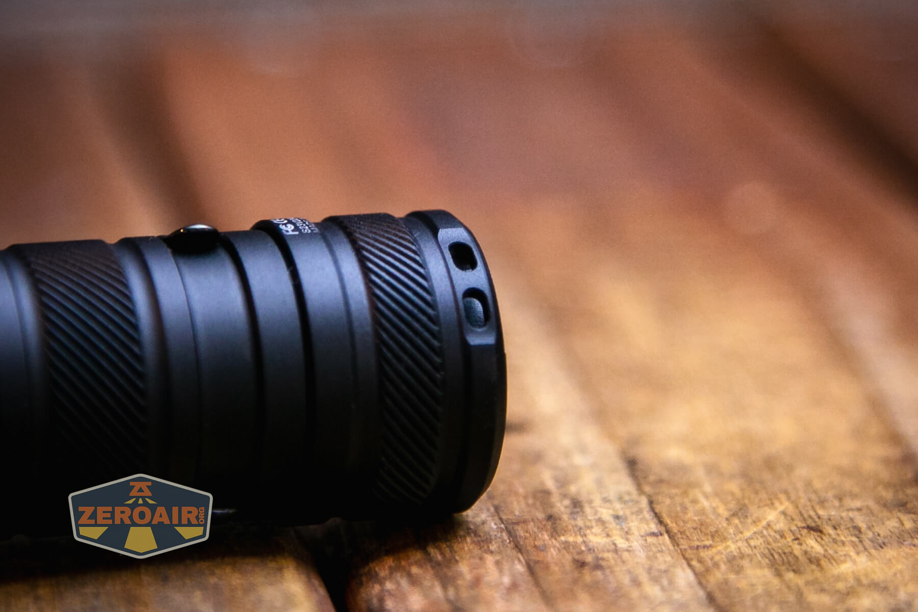 RovyVon Search S23 flashlight lanyard holes in tailcap