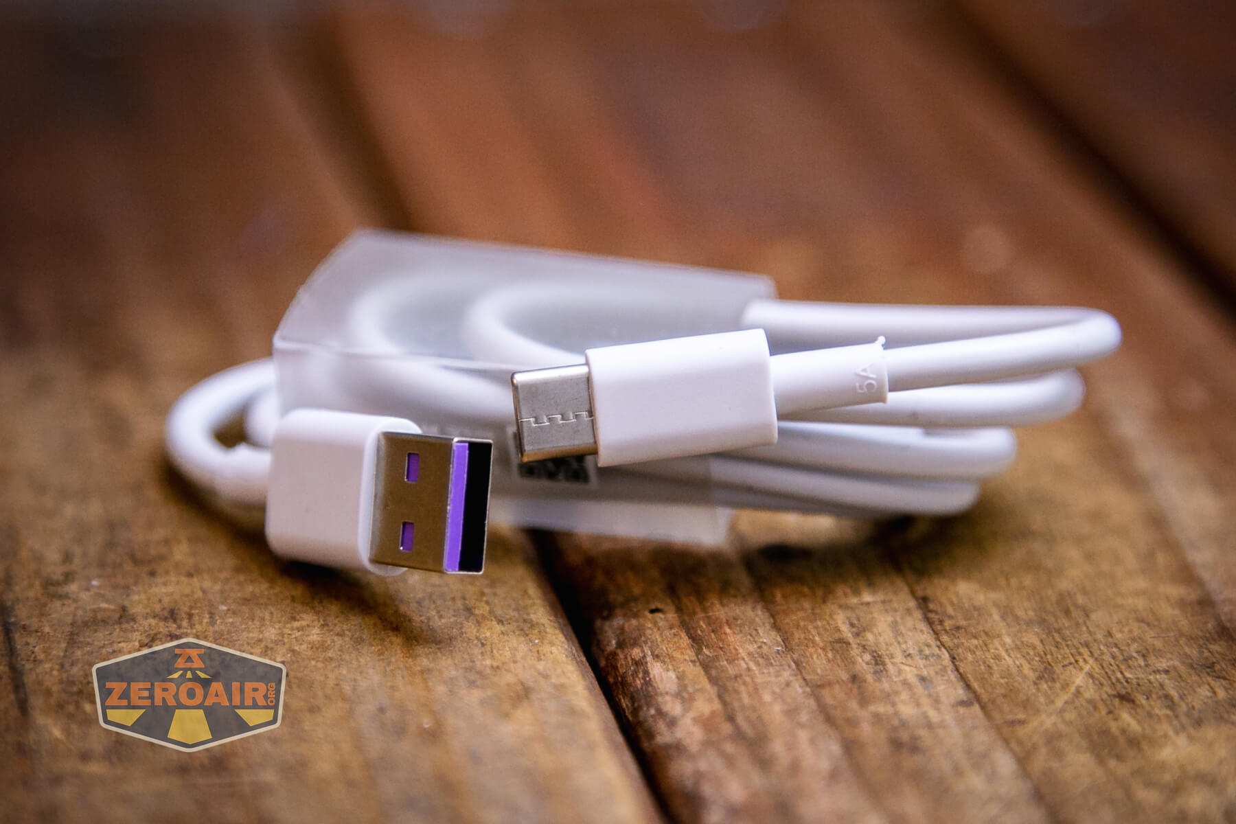 RovyVon Search S23 flashlight charging cable