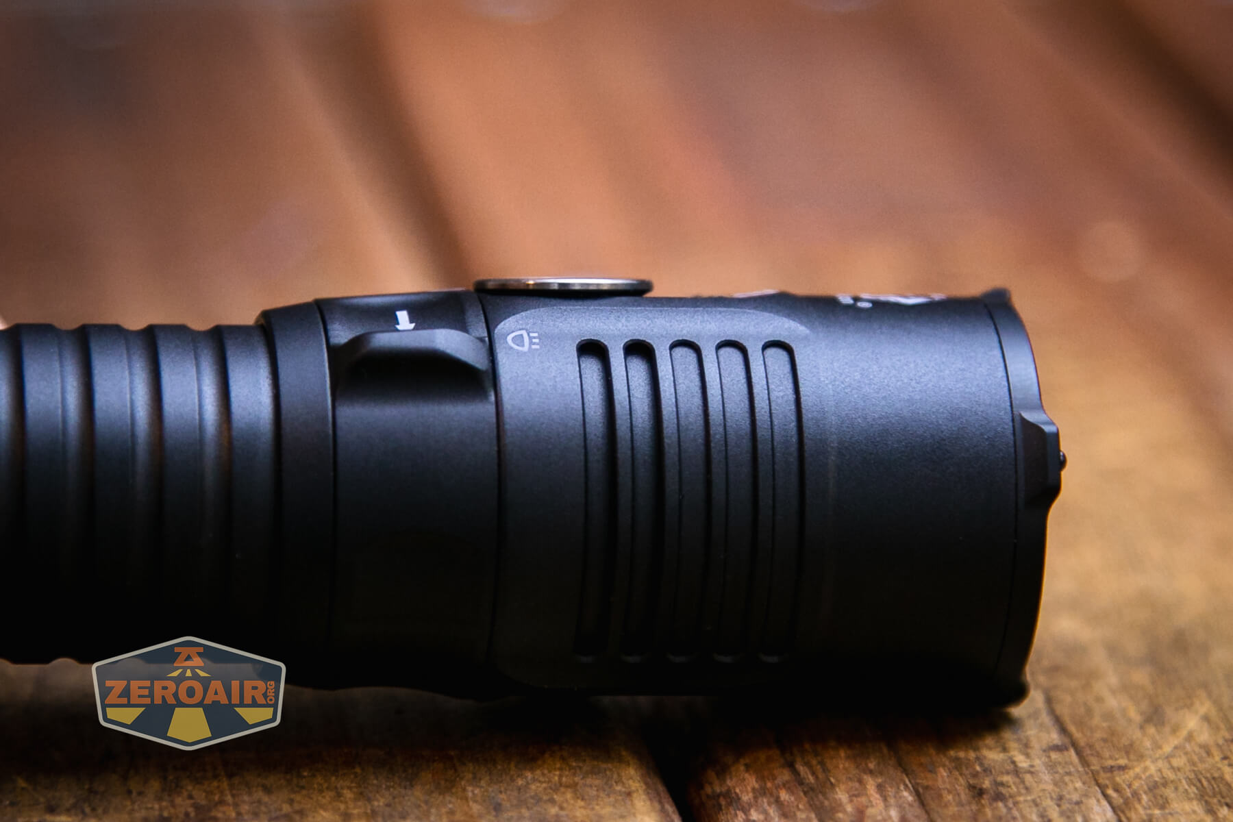 RovyVon Search S23 flashlight e-switch profile