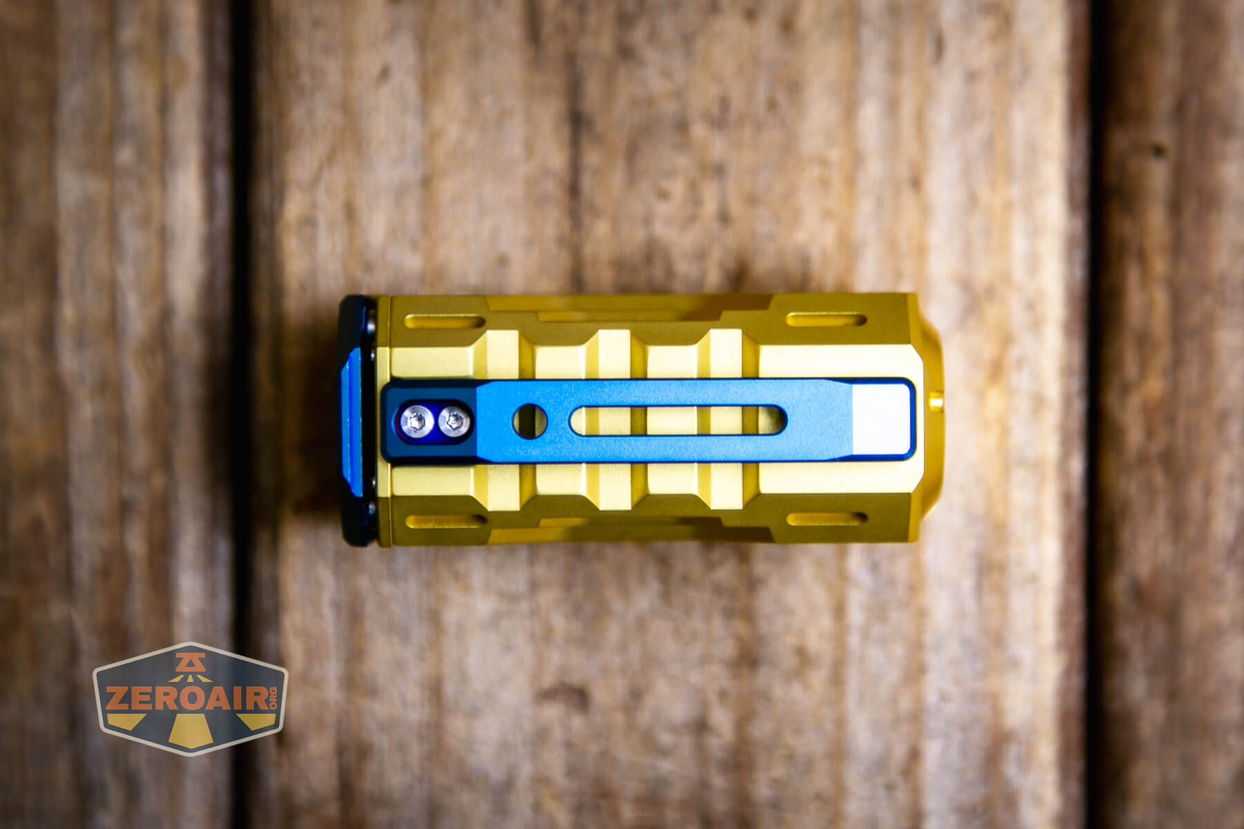 Wuben X-0 Knight brass flashlight fresh out of sealed baggie