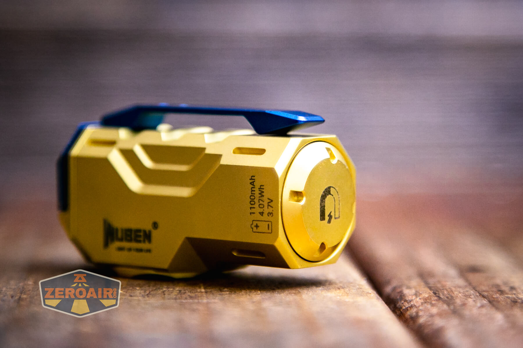 Wuben X-0 Knight brass flashlight pocket clip mouth