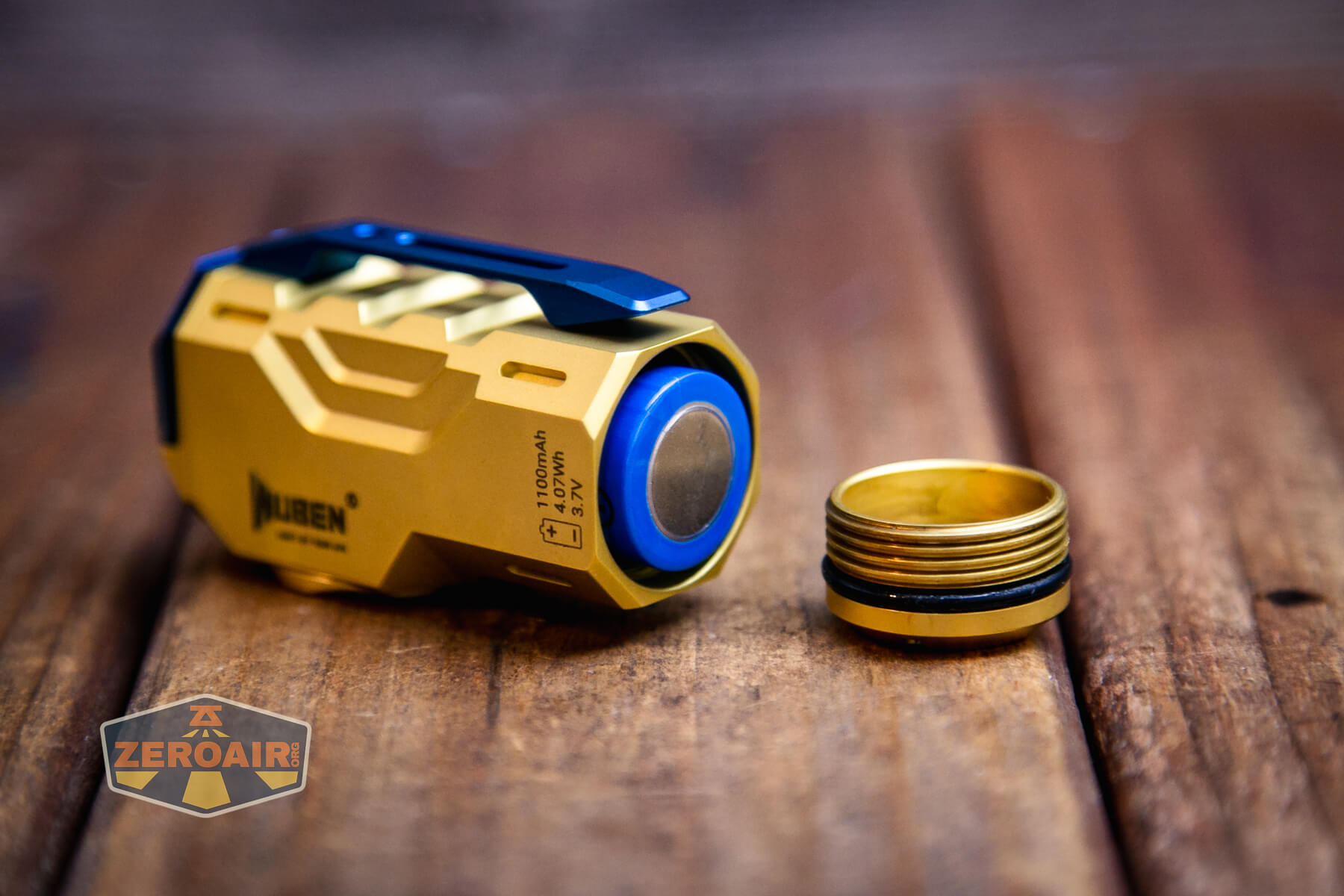 Wuben X-0 Knight brass flashlight included 18350 installed