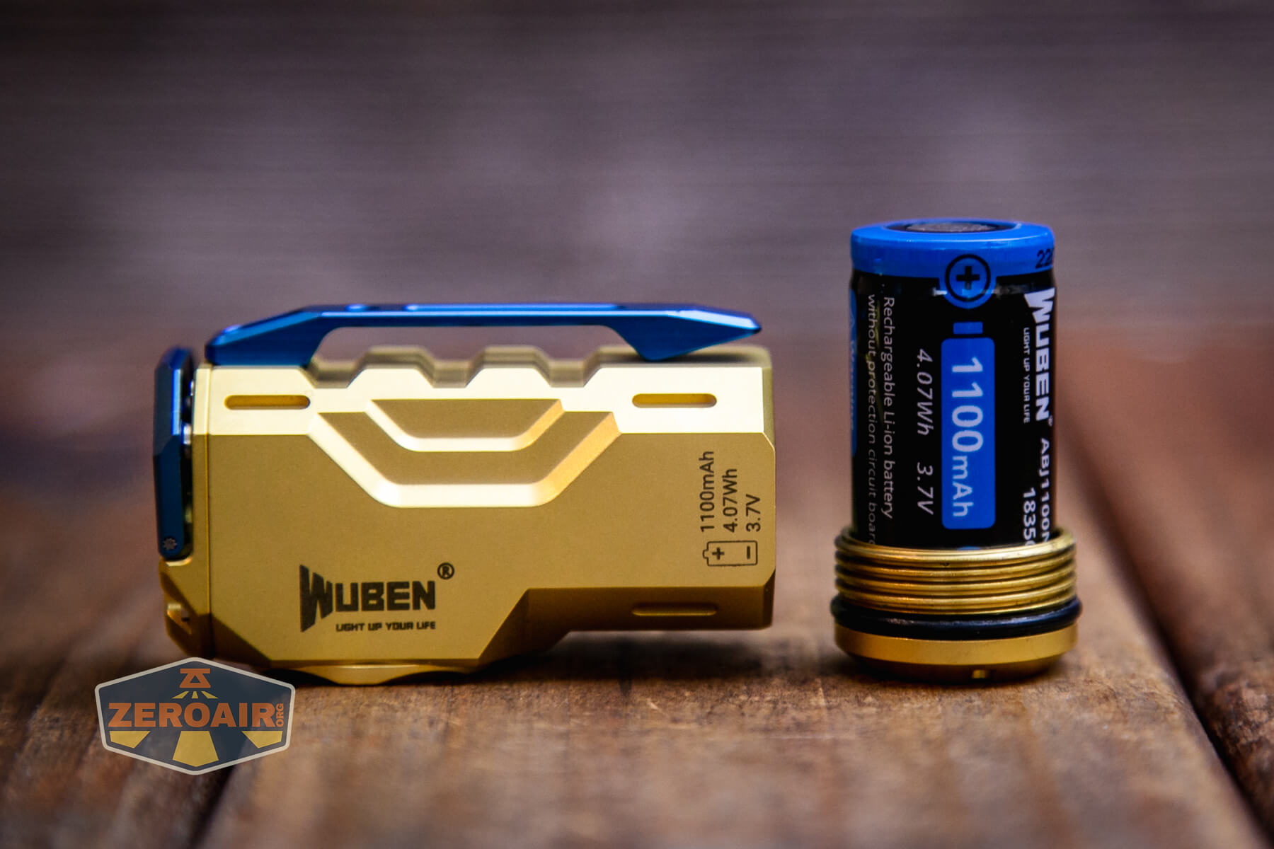 Wuben X-0 Knight brass flashlight included 18350