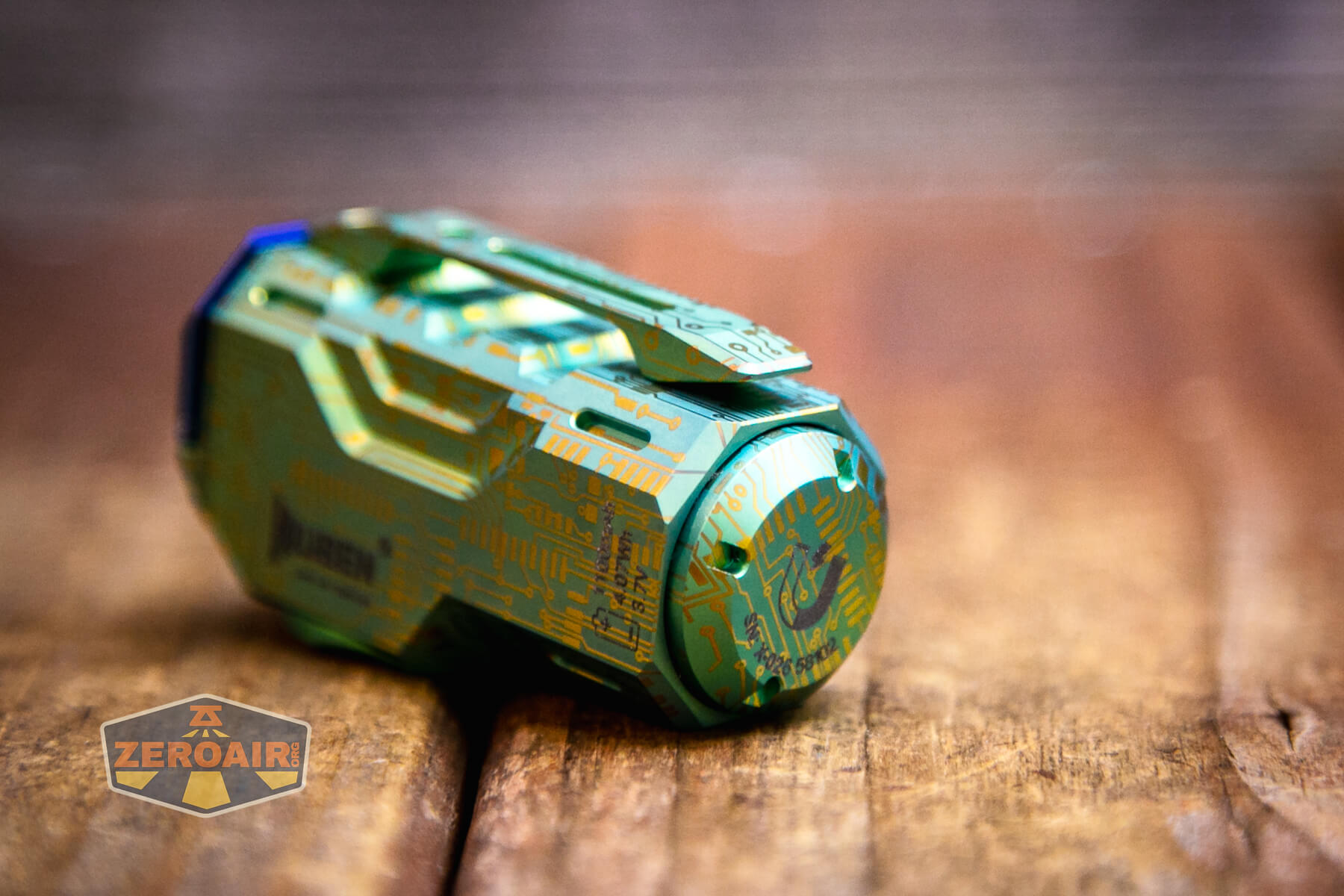 Wuben X-0 Knight titanium flashlight tailcap