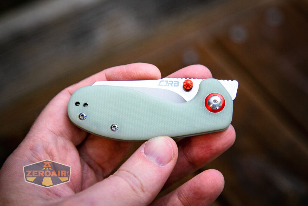 CJRB Maileah J1918 knife in hand