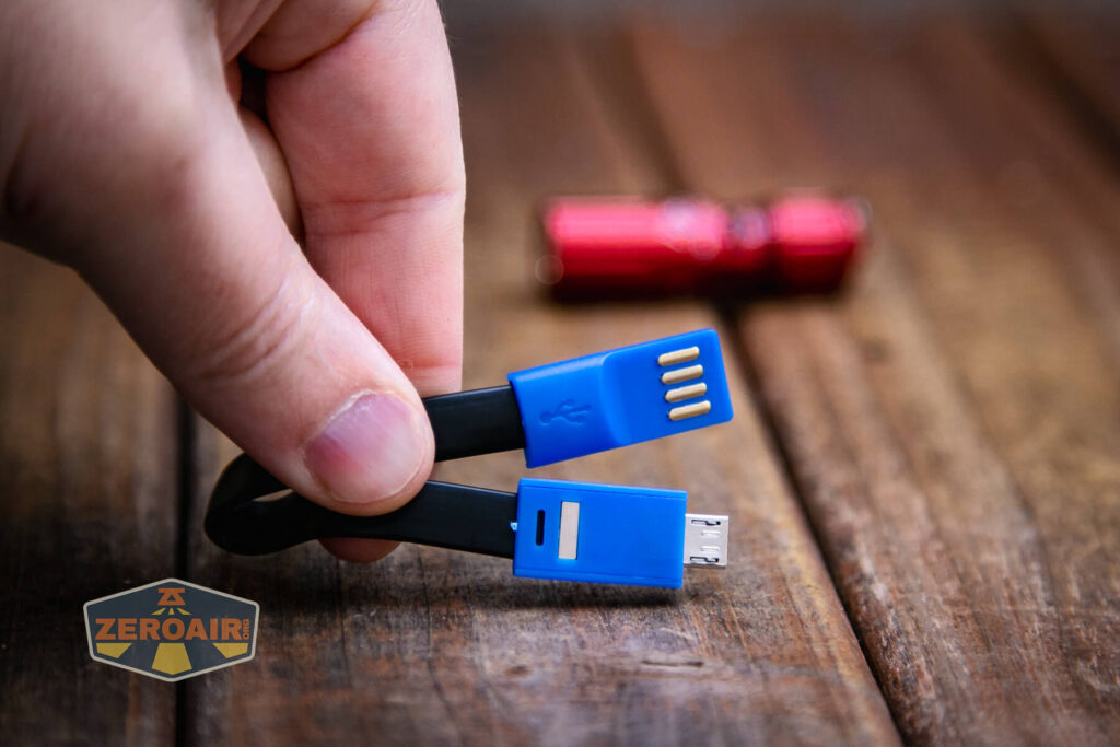 Olight iThx Keychain flashlight charging cable