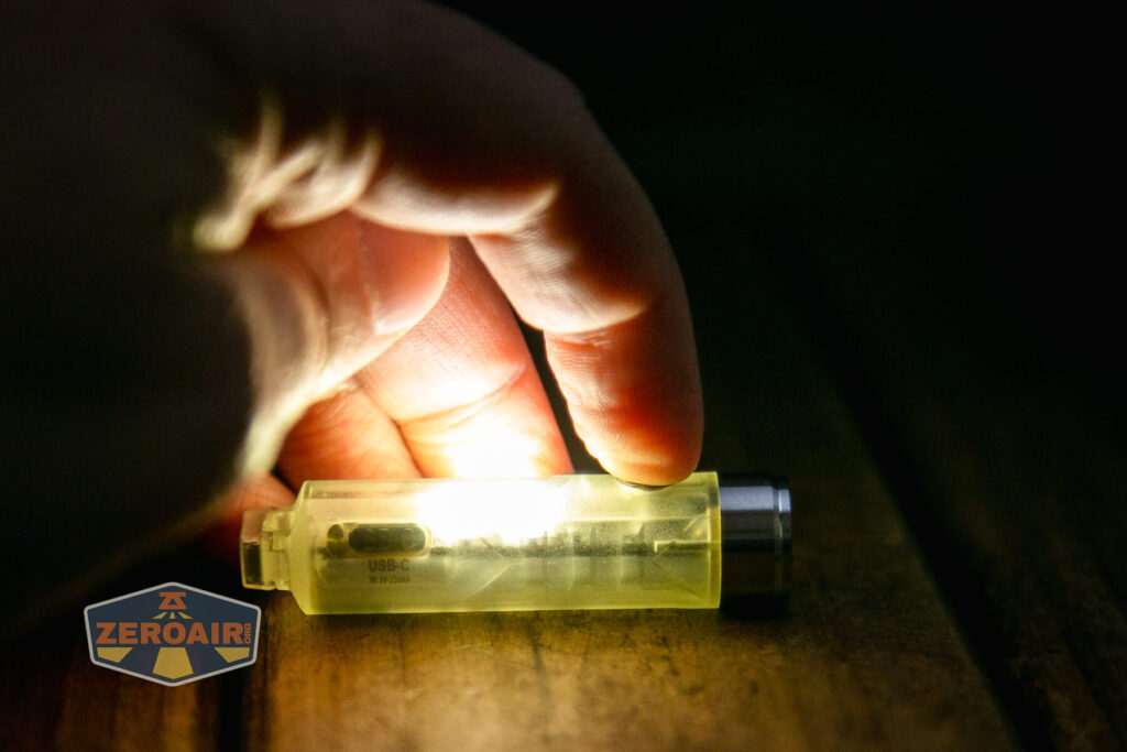 RovyVon Aurora A5 keychain side emitter