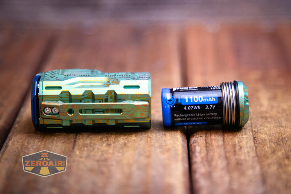 Wuben X-0 Knight titanium flashlight included 18350