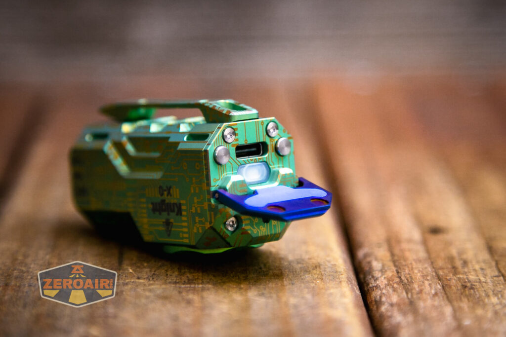 Wuben X-0 Knight titanium flashlight charging port open