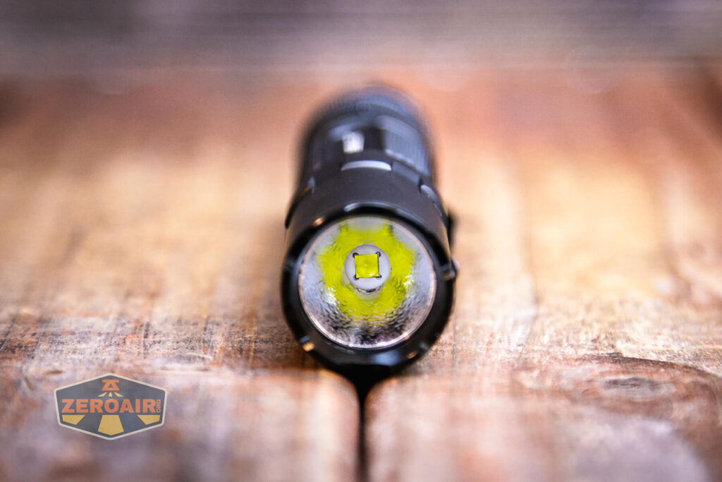 JETBeam TH10R Tactical flashlight emitter