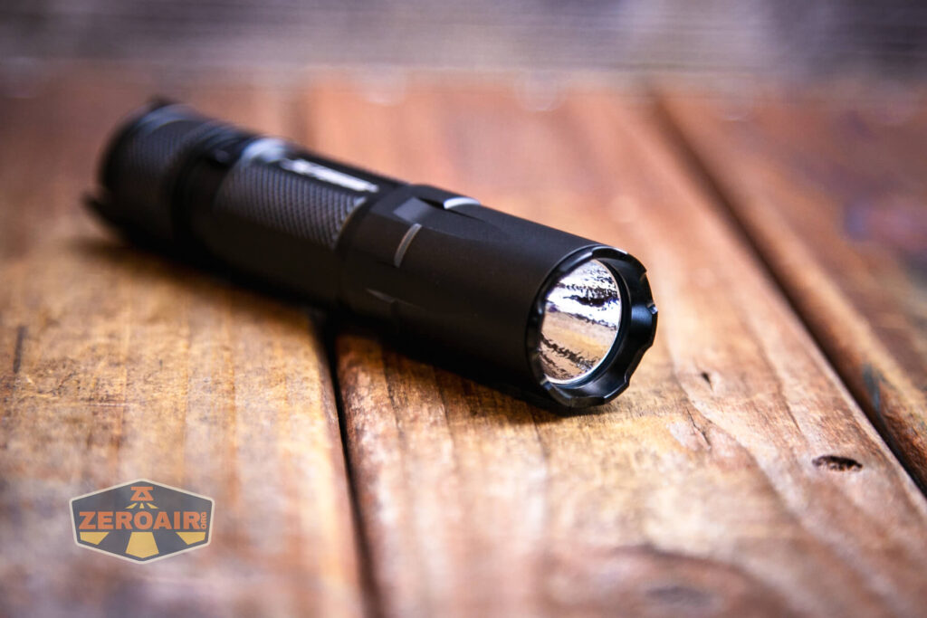 JETBeam TH10R Tactical flashlight reflector