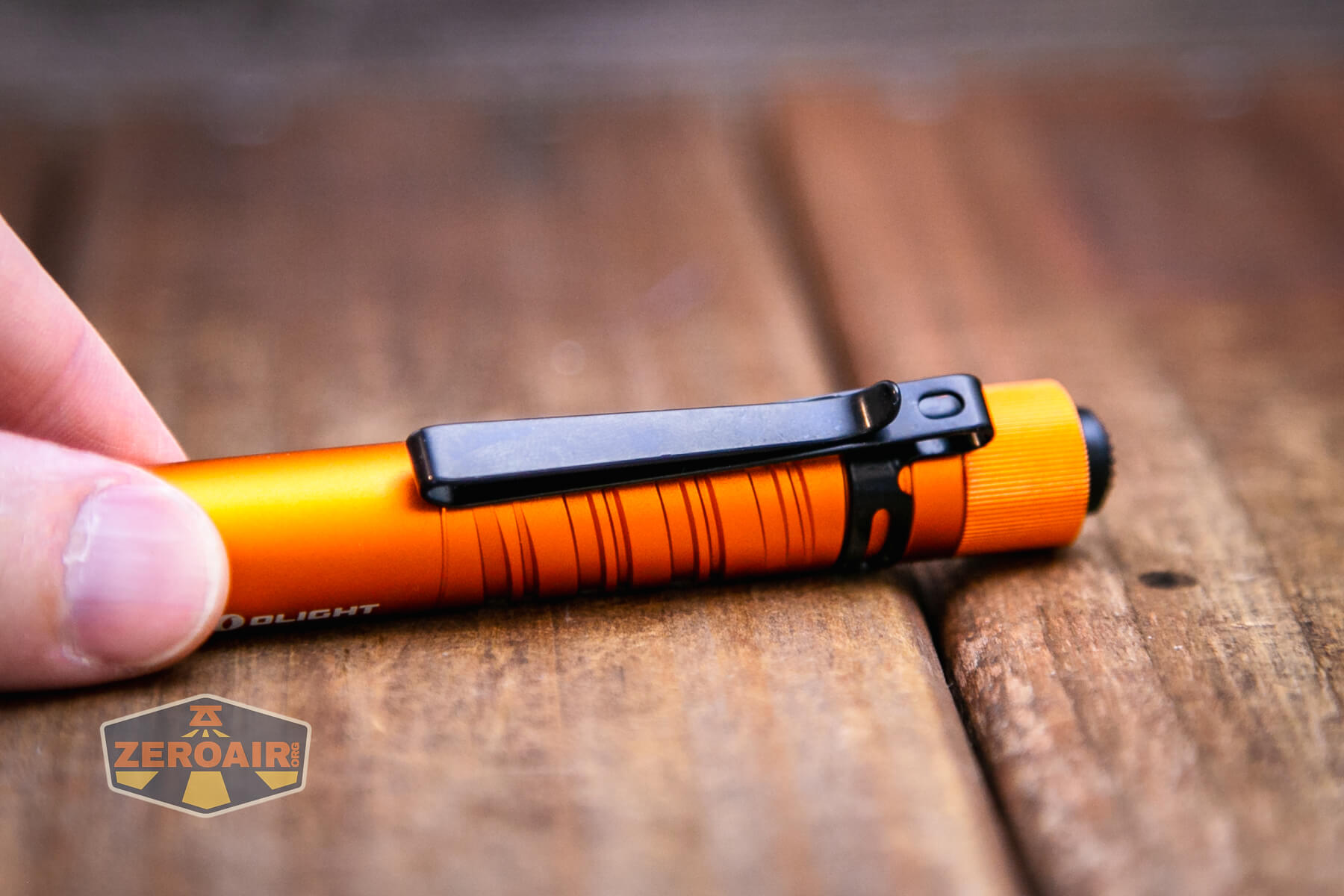 Olight i3T EOS flashlight pocket clip