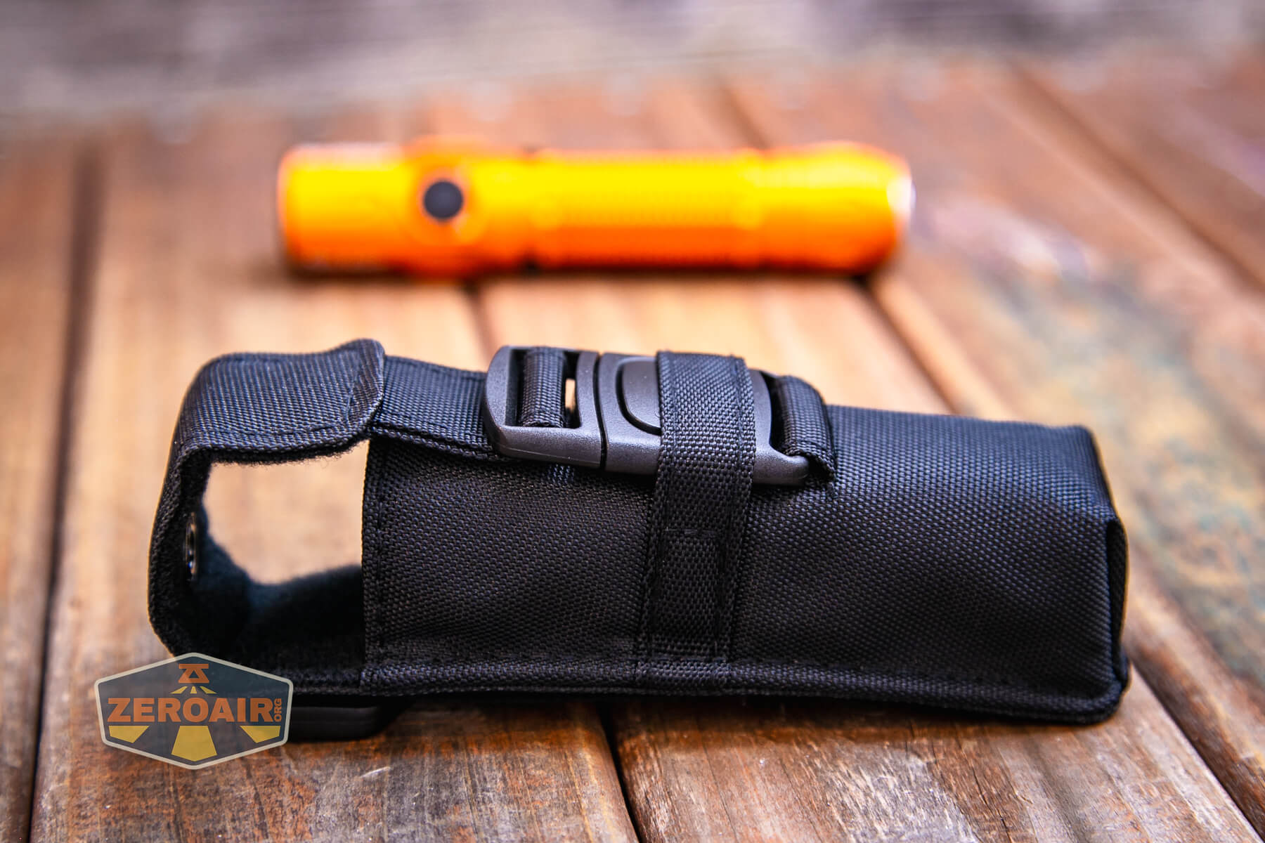 Olight Warrior 3S Orange flashlight nylon pouch