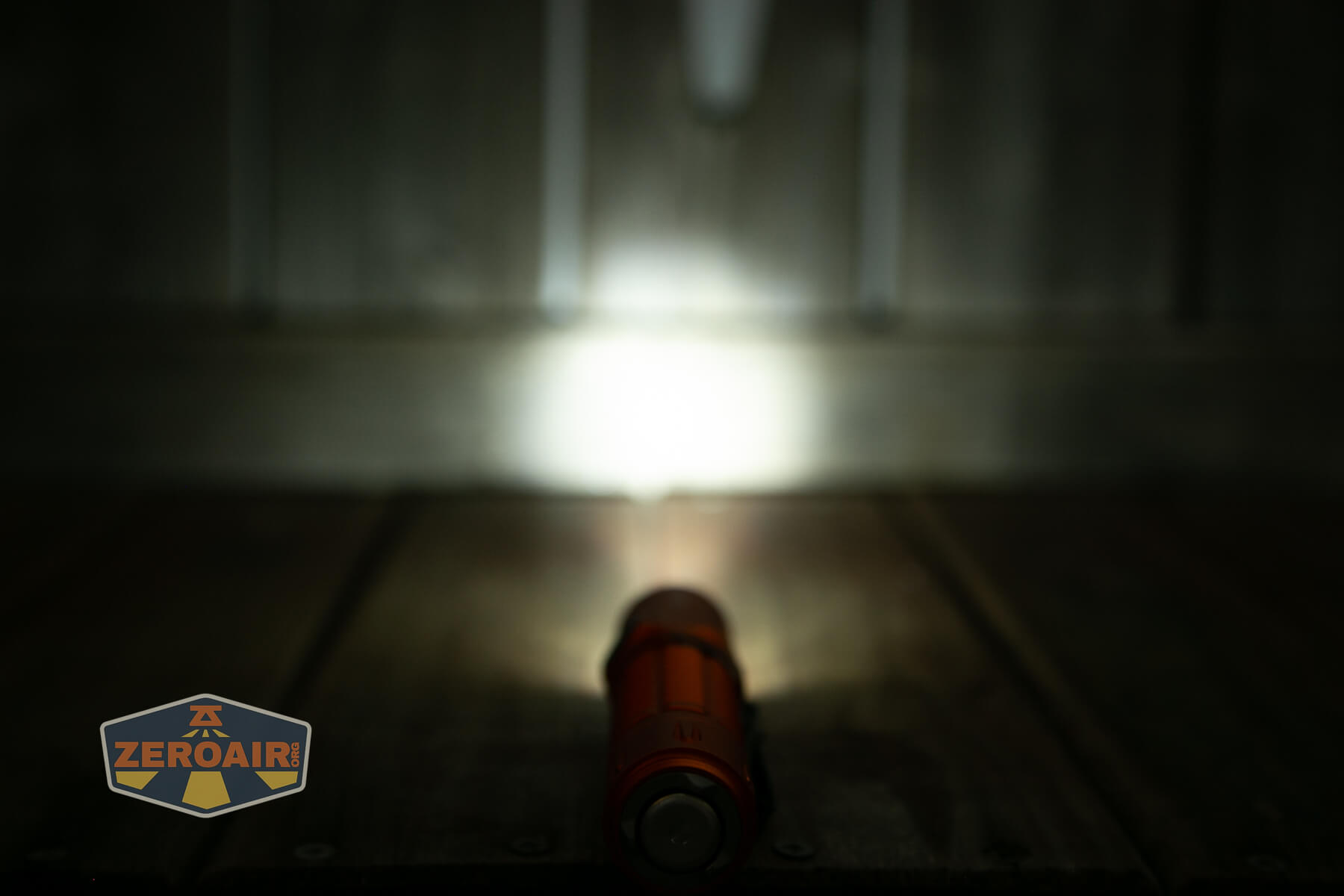 Olight Warrior 3S Orange flashlight beam shape