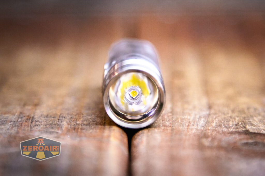 RovyVon A28 keychain flashlight emitter