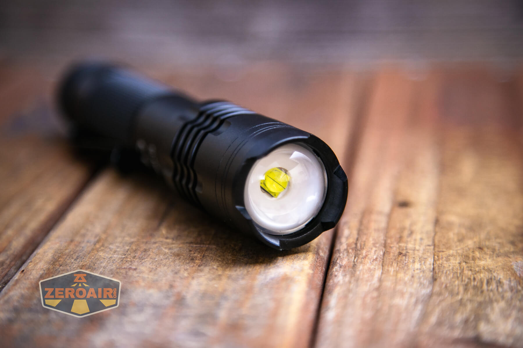 Observer FL1000 Zoomie flashlight lens